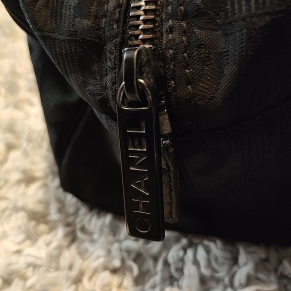 CHANEL Black Textured Nylon Travel Line Tote - Picture 8 of 11